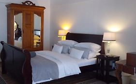 Breeze Inn Guesthouse
